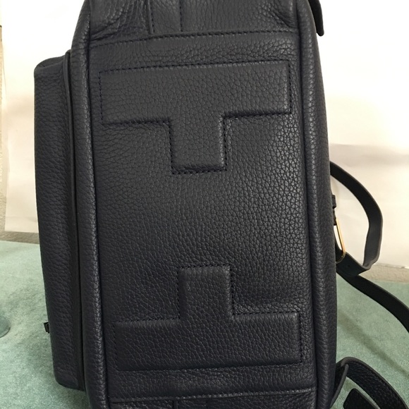 Tory Burch pebbled leather backpack - Picture 4 of 8